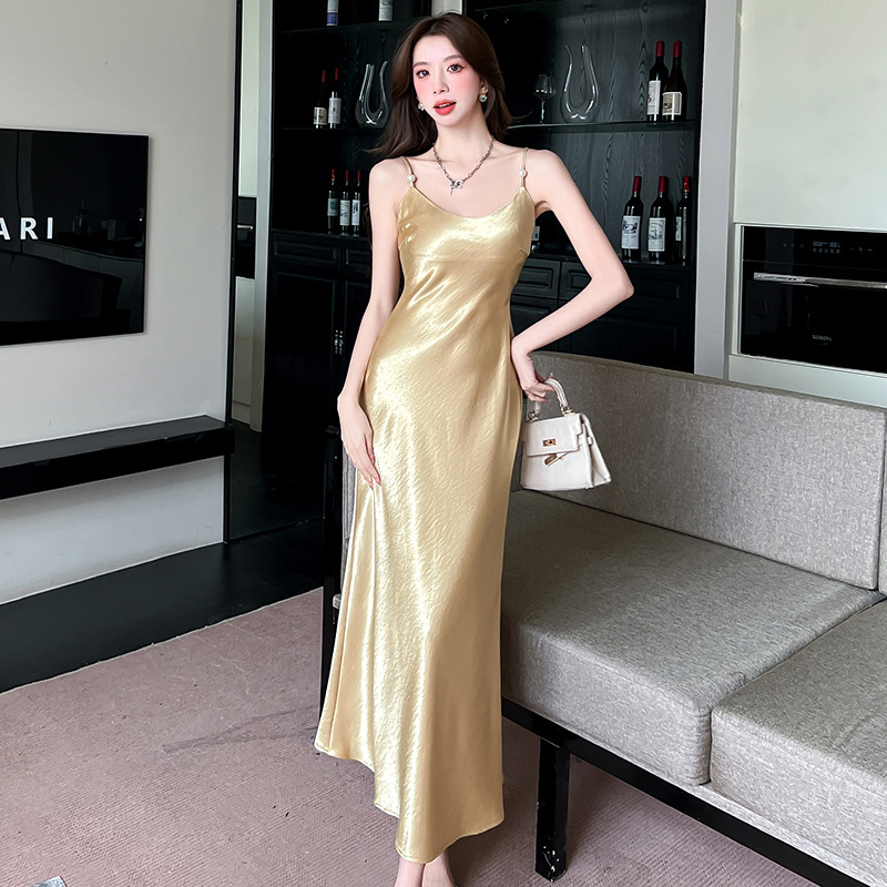 新しい中国風のアセテートサテンドレス女性のための夏のライト高級ハイエンドセレブ気質サスペンダードレスロングスカート|undefined