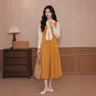 秋季高级感穿搭一整套法式高端大气上档次姜黄色轻熟风女装三件套