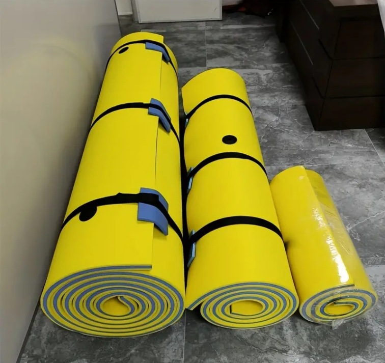 Manta flotante a juego de colores XPE cama flotante de mar Manta flotante de agua xpe pista de agua alfombra mágica inflable libre de playa fila flotante