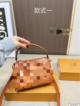 2026 Bag Crossbody Bag for Women Korean Niche Light Luxury Retro Large Capacity Design Hot-Selling Women's Bag Shoulder Bag