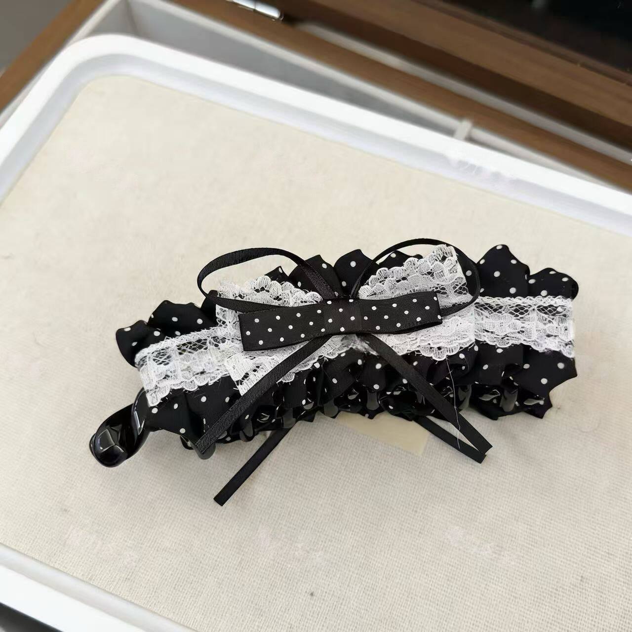 1# black polka dot-bottom clip about 13cm