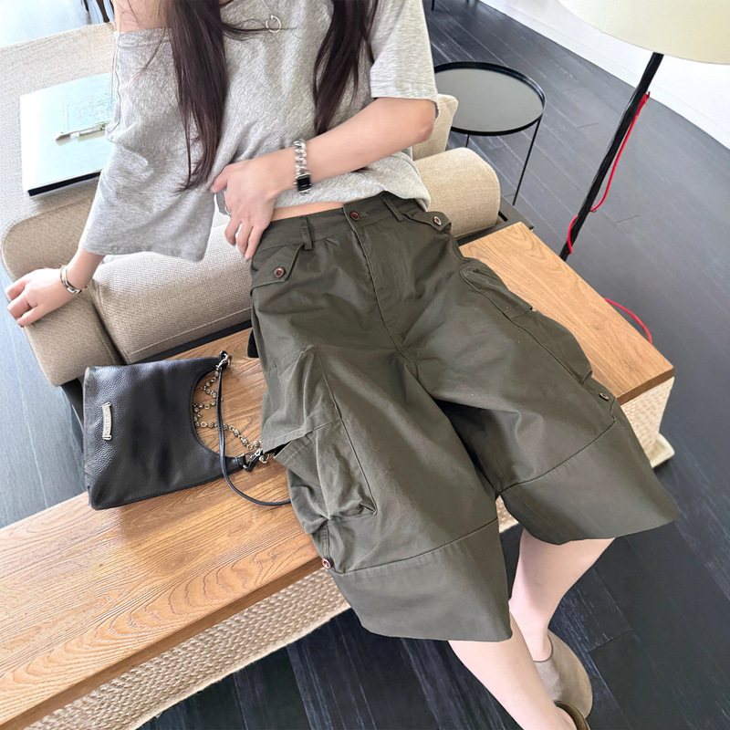 Superniniyy Cool Girl & Military Green Functional Heavy Cargo Pants Loose Large Flap Pocket Pants Cropped Pants Shorts Superniniyy Cool Girl & Military Green Functional Heavy Cargo Pants Loose Large Flap Pocket Pants Cropped Pants Shorts