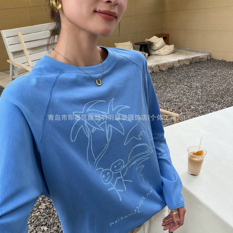 Matchstick Man Beach Print Long Sleeve T-Shirt for Women, Early Autumn Round Neck Loose Raglan Sleeve Casual