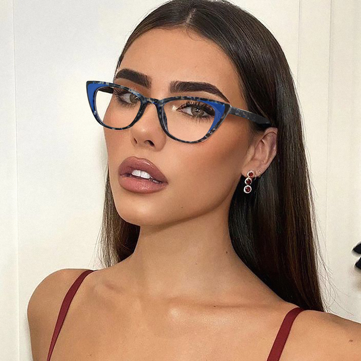 Nuevo pequeño marco retro ojo de gato contraste de color anti-azul gafas de luz hombres y mujeres cara lisa pequeña miopía gafas de Marco