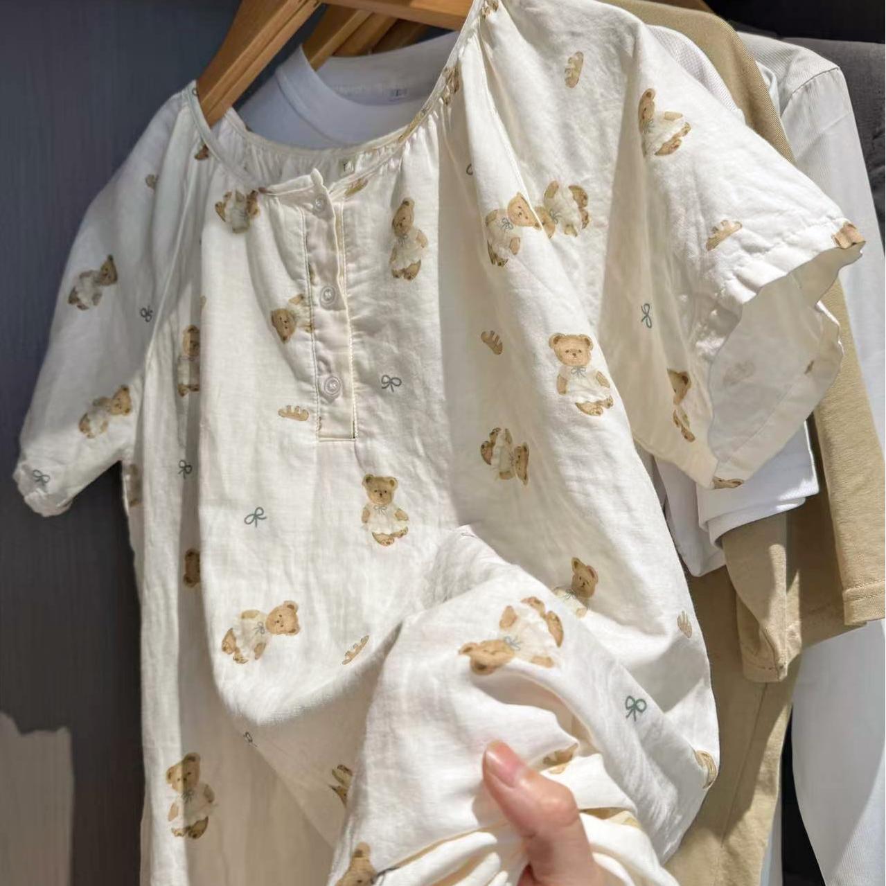 라운드넥 반팔반바지 정장 - 미스베어