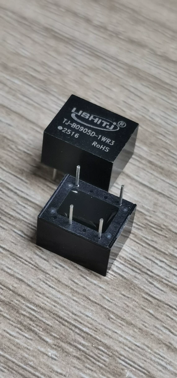 B0905D-1WR3 Изолированный силовой модуль с защитой от короткого замыкания DC-DC9V до 5V Бренд прямых продаж с завода