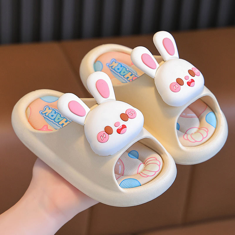 Sandalias y pantuflas para niños, sensación de mierda, niña, dibujos animados de verano, baño interior lindo antideslizante, zapatillas de suela blanda, zapatillas de bebé