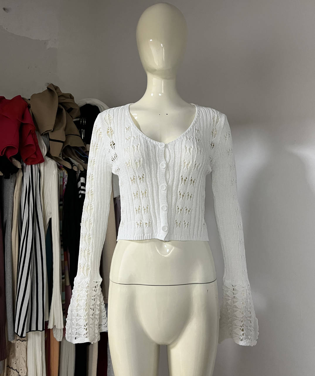 European And American Cross-border Fashion Hollow-out Cardigan For Women, New Solid Color Long-sleeve V-neck Short_voghion.com
