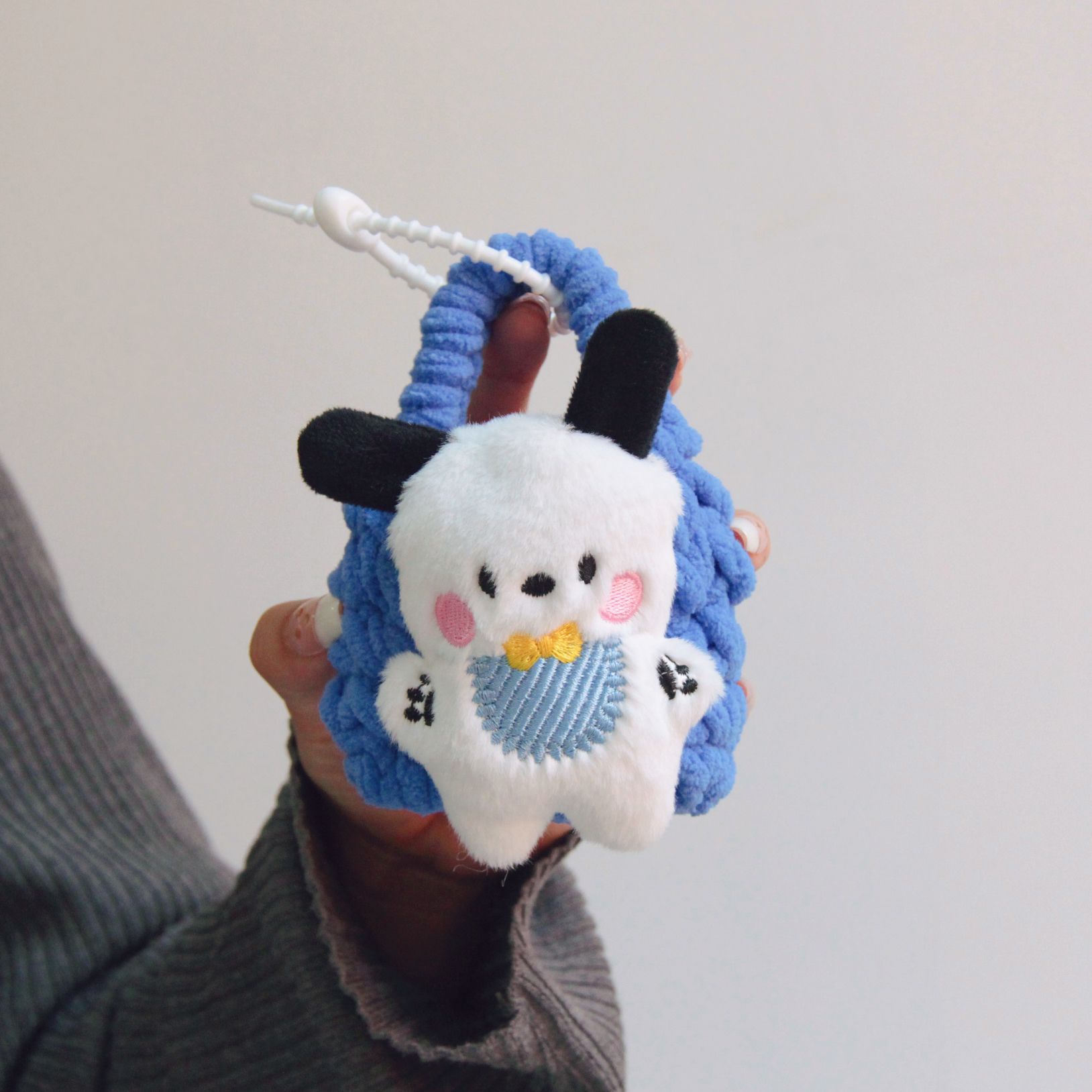 Llavero Mini Monedero Colgante de Peluche para Almacenamiento en Mochila y Llaves