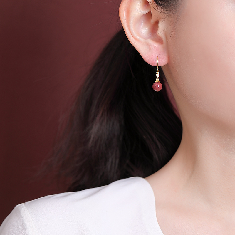 Bông tai móc bạc S925 hạt tròn Cinnabar phong cách cổ điển Trung Hoa — Một cặp