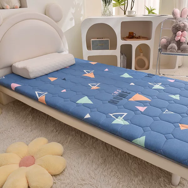 Children's mattress, kindergarten student dormitory mat, baby nap special bedding, foldable and popular