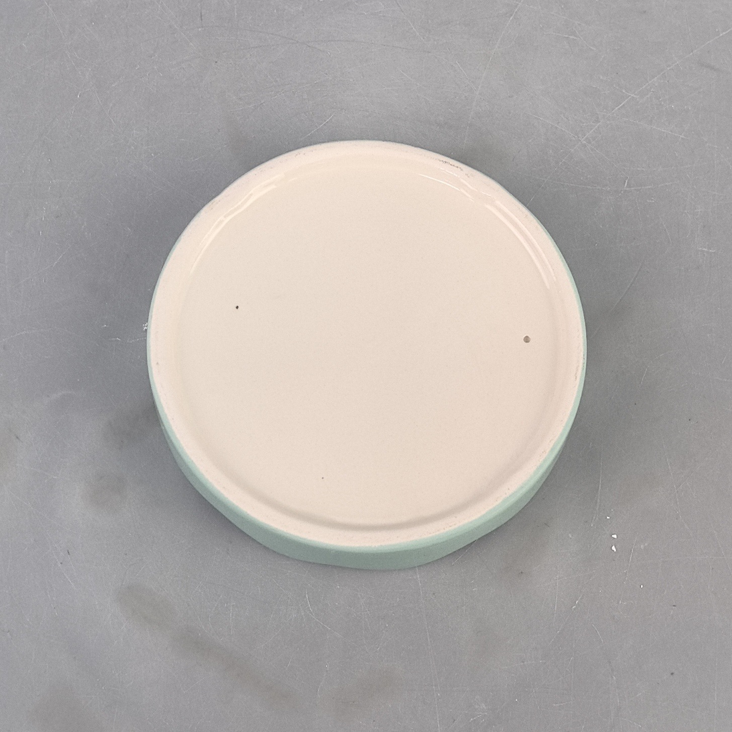 Cama de té para mascotas linda y creativa Cama de té para gatos de la suerte Taza de almacenamiento sellada a prueba de humedad Mini lata de té de viaje portátil