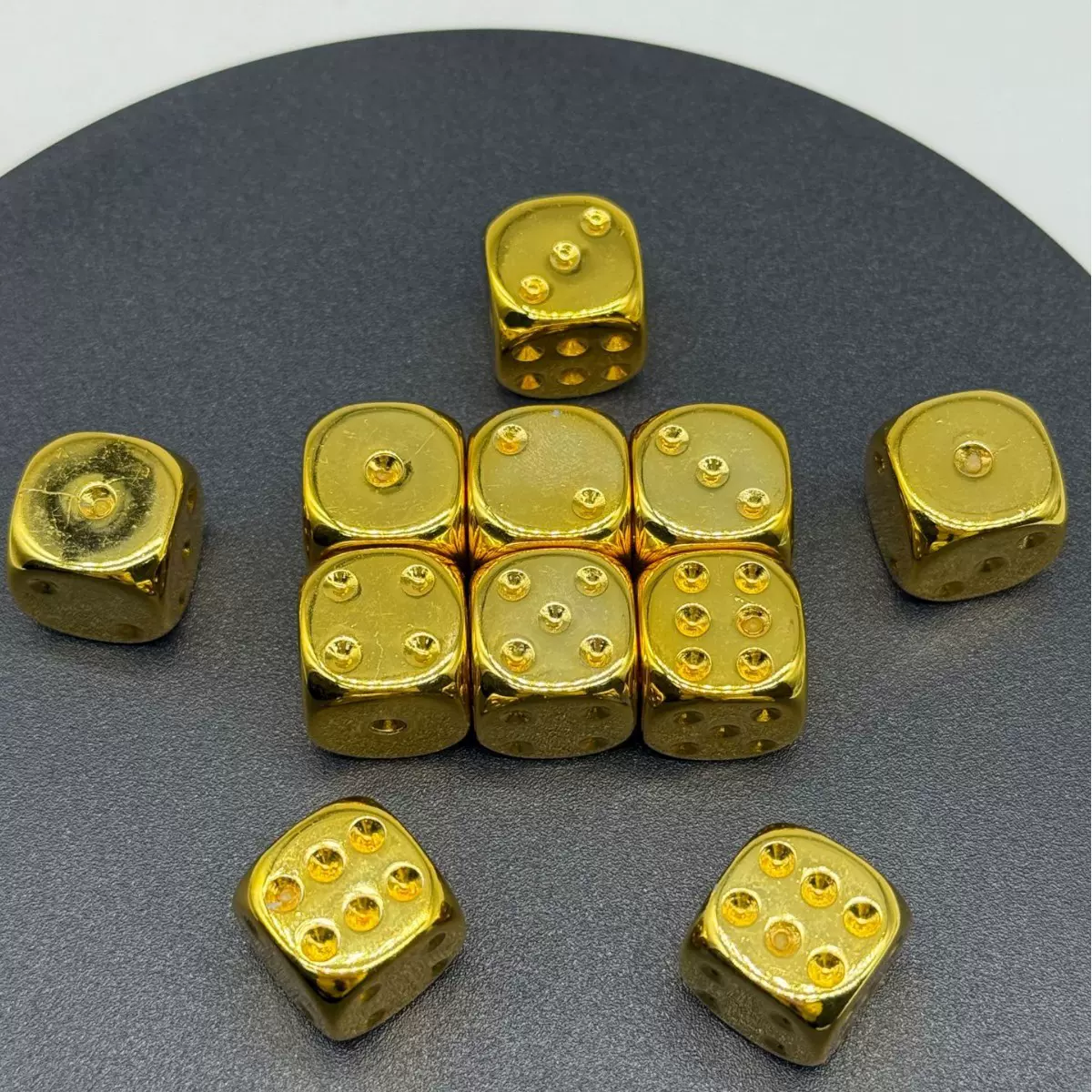 金属骰子真空电镀色子创意金属色外贸饰品玩具1.4厘米亚克力筛子