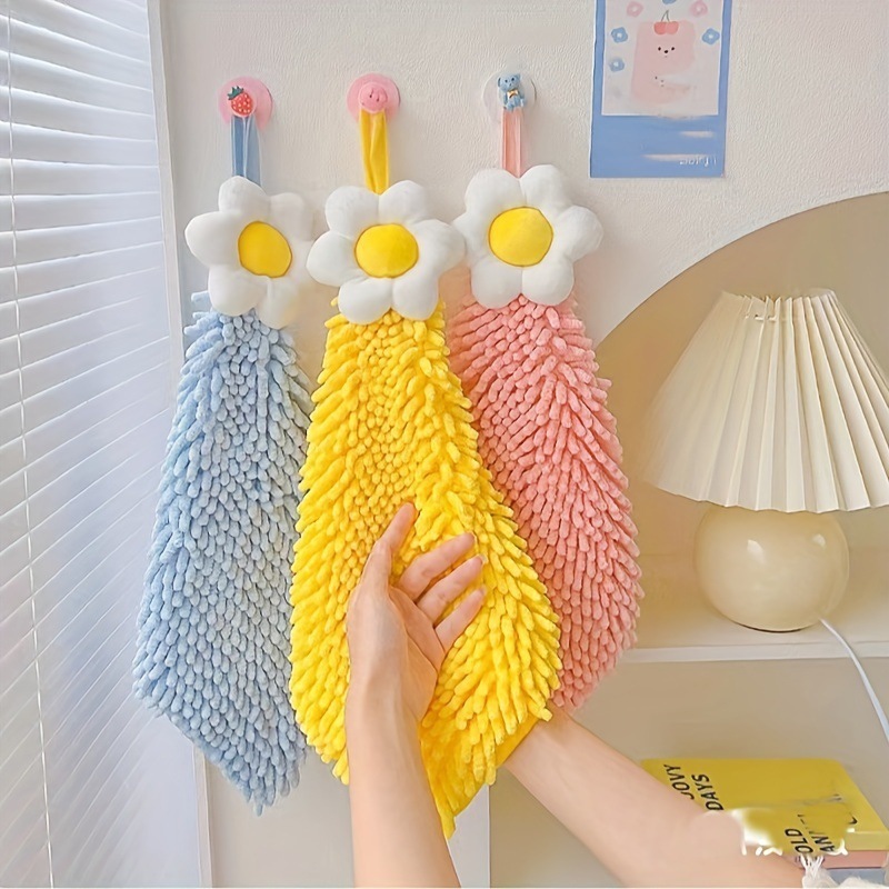 かわいい卵の花は手ぬぐいを拭きます。|undefined
