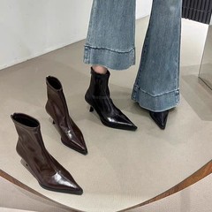 尖头短靴女2025年秋冬新款靴子加绒短筒靴小众瘦瘦女靴细跟高跟靴