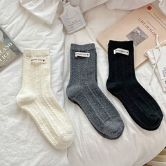 袜子秋冬新品中筒袜订标爱心棉袜ins潮女士纯色百搭韩版堆堆袜子