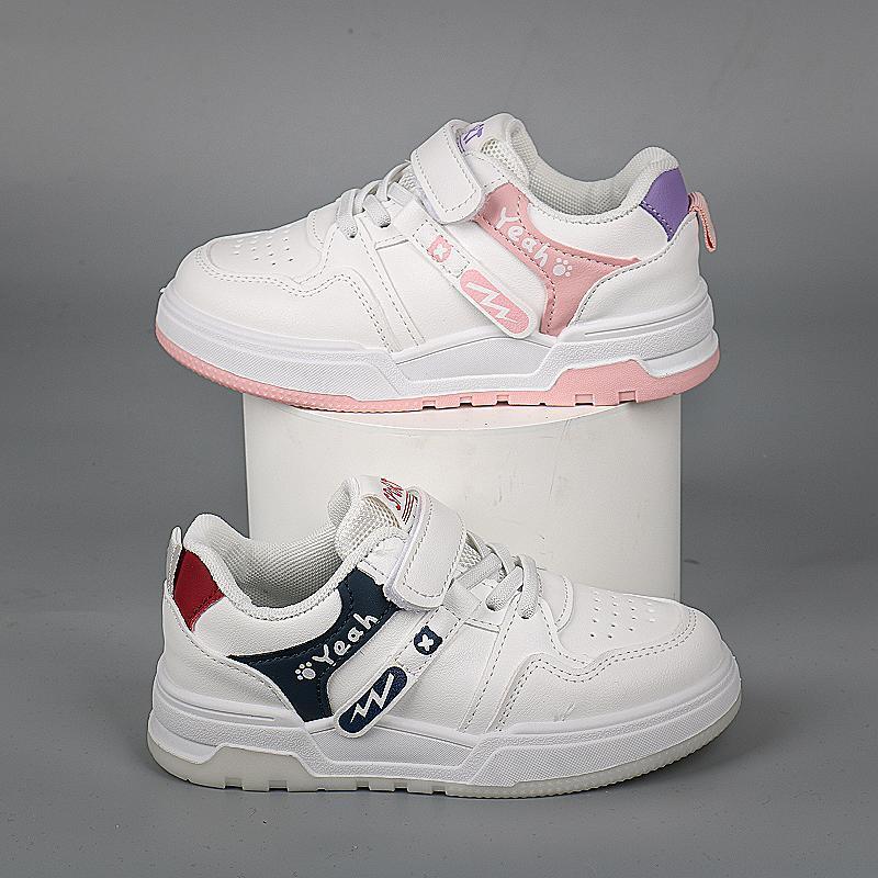 工厂推荐儿童板鞋男童新款时尚平底运动鞋女童魔术贴休闲童鞋批发