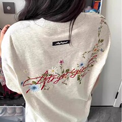 2025夏の新型アメリカ式高街花卉刺繍半袖tシャツ女性国潮ゆるいカジュアルシャツ上着