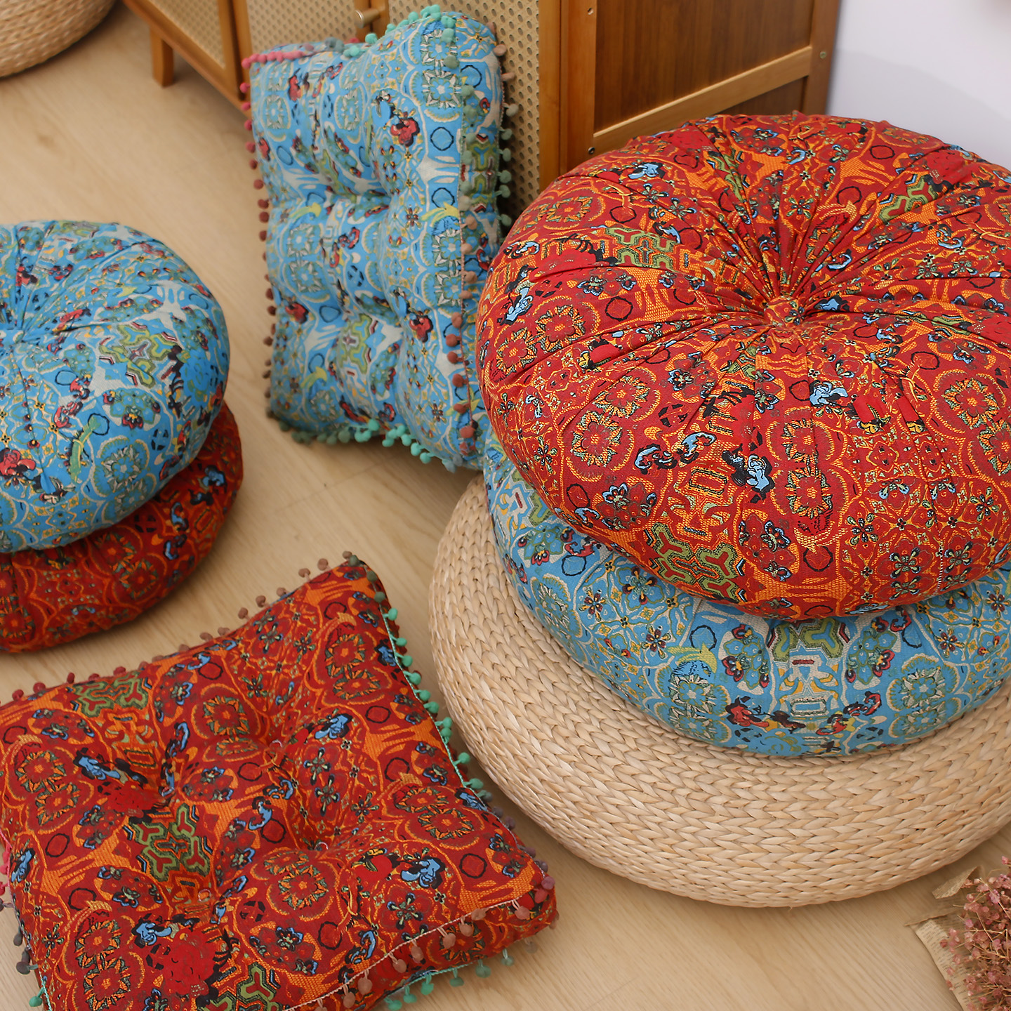 Cojín de cojín de trasero perezoso de piso grueso Cojín de tatami de ventana salediza retro Cojín de algodón y lino