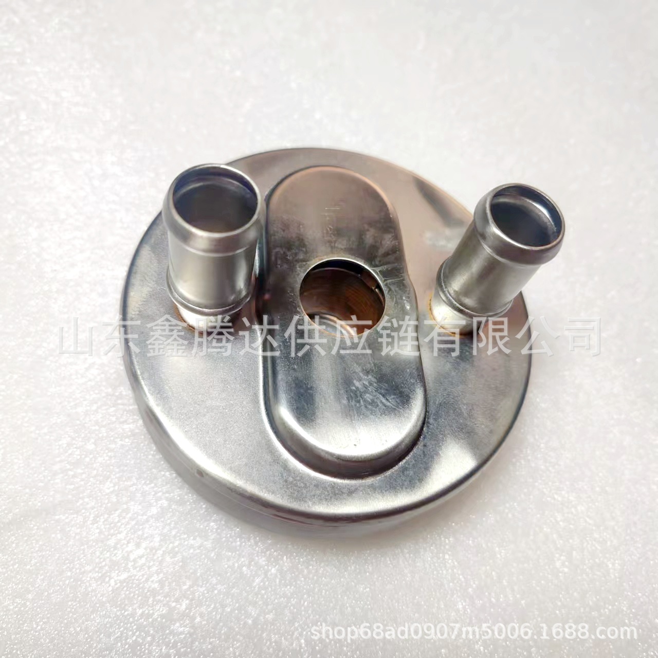 Engine Oil Cooler Suitable for Nissan 21300-8H70 213008H700 Car Radiator