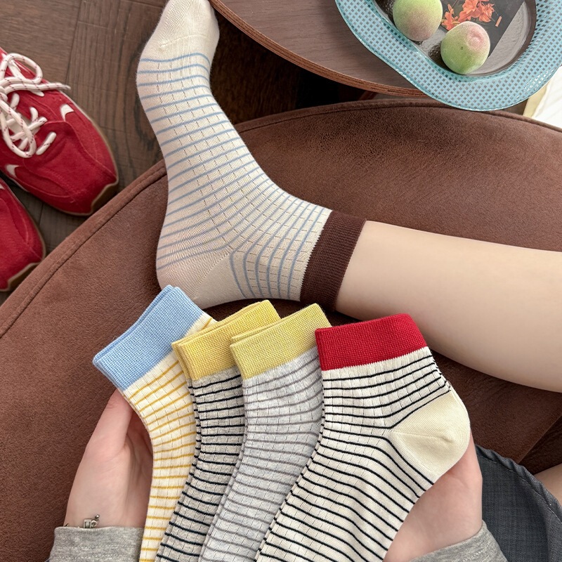 Seamless College-Style Color-Blocked Vertical Stripe Lightweight Breathable Striped Color-Contrast Spring and Summer Cotton Socks for Women, White Short Socks for Summer