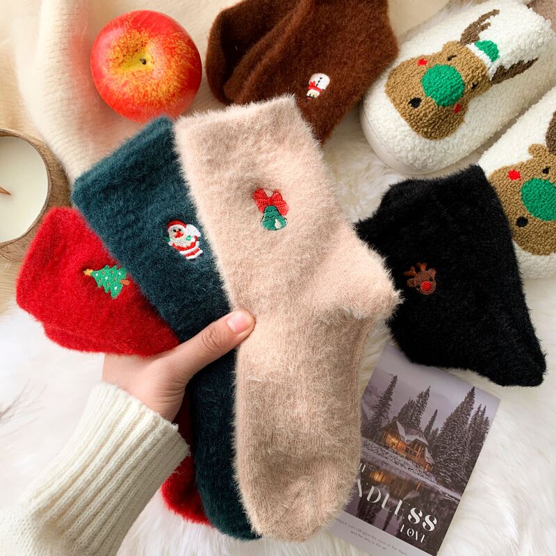 冬の靴下の女性の刺繍のぬいぐるみのクリスマスの靴下の雪だるまのサンタクロースのクリスマスの要素の中筒の靴下の保温の靴下|undefined