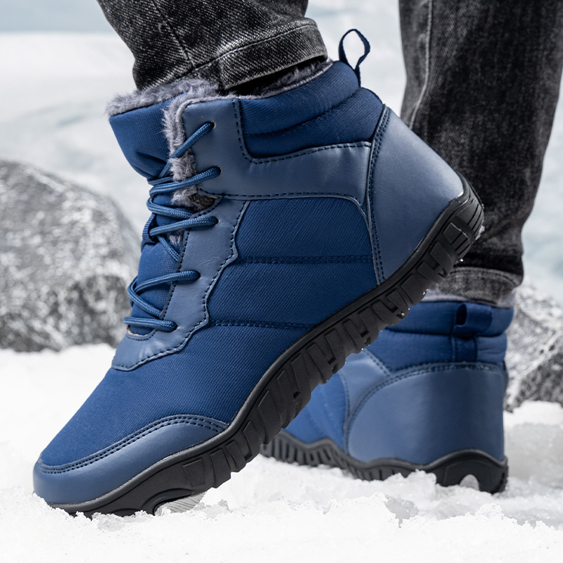 Nuevos zapatos de algodón cálidos en invierno, zapatos casuales al aire libre, zapatos deportivos de cinco dedos y botas de nieve engrosadas de terciopelo para parejas masculinas