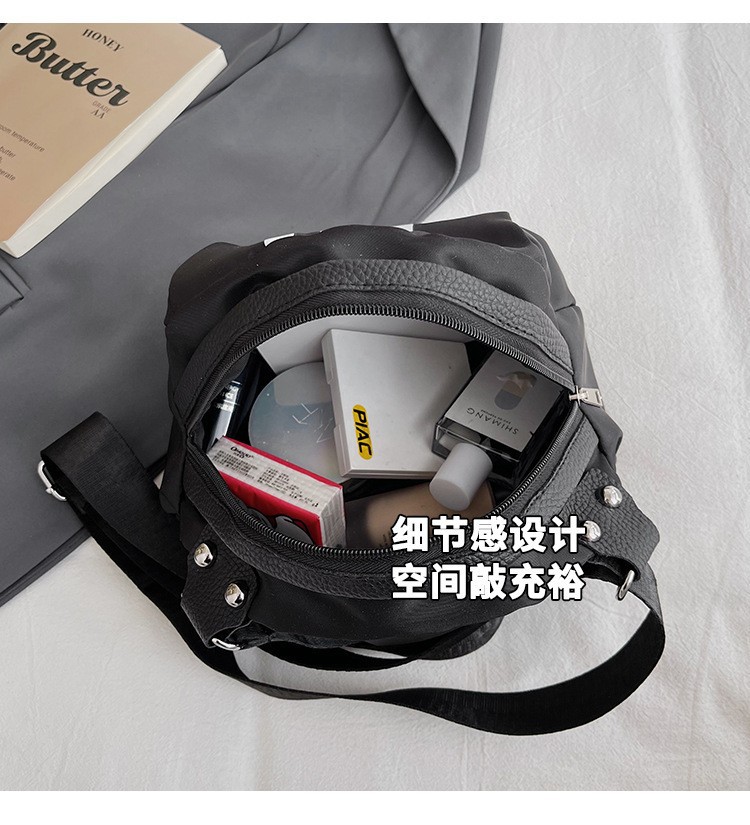 The 2024 new stylish and simple crossbody bag, a large-capacity versatile single-shoulder bag, is popular among students. The three-bar chest bag is selling well Specification drawing