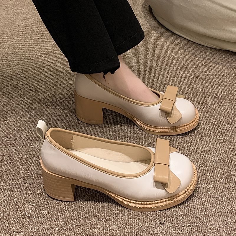 Plus-Size Women's Shoes for Wide Feet, Sizes 41-43, French Mary Jane Shoes, High Heels, Versatile Mid-Heel Japanese Jk Shoes, Size 42 Plus-Size Women's Shoes for Wide Feet, Sizes 41-43, French Mary Jane Shoes, High Heels, Versatile Mid-Heel Japanese Jk Shoes, Size 42