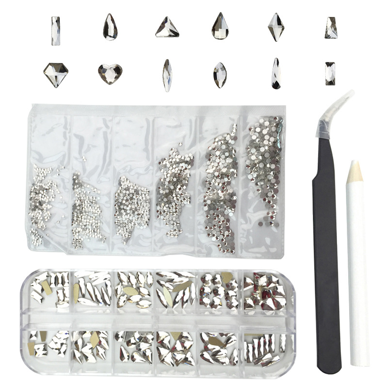 Estilo explosivo transfronterizo Juego de diamantes de uñas de 12 cuadrículas Vidrio azul real Diamante de forma especial Joyas de uñas Diamante plano Mezcla al por mayor