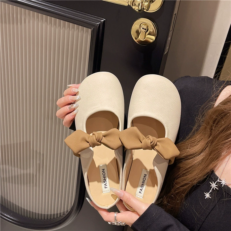 Фея Ветер бант с бантом, полутолщая тапочка для женщин, носящая 2024 новый летний мягкий плоский фон, французские холодные тапочки