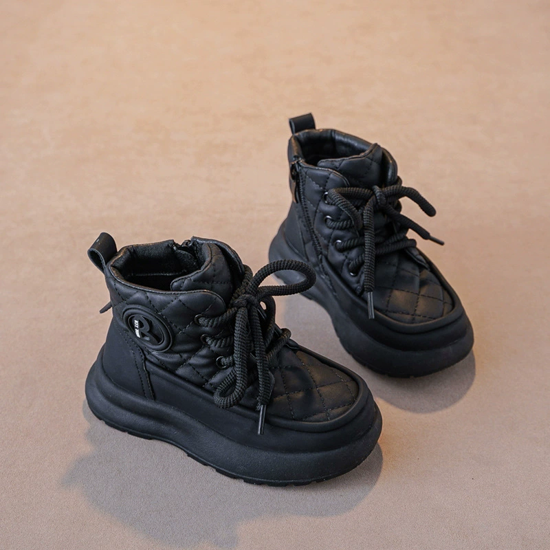 Ботинки Мартин для мальчиков, модные детские ботинки на флисовой подкладке, новинка 2025 года, осенне-зимние повседневные короткие ботинки в британском стиле для детей постарше.