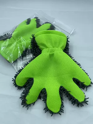 Car Cleaning Supplies Double-Sided Coral Fleece Car Washing and Wiping Gloves Chenille Five-Finger Mesh Car Washing Gloves (Car cleaning tools) - green