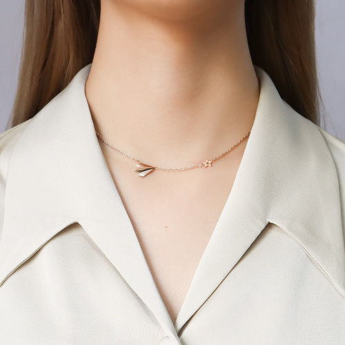 Ins Accessory Paper Plane Star Necklace Lock Chain Bracelet Women Titanium Steel Unique Design Necklace Jewelry Set
