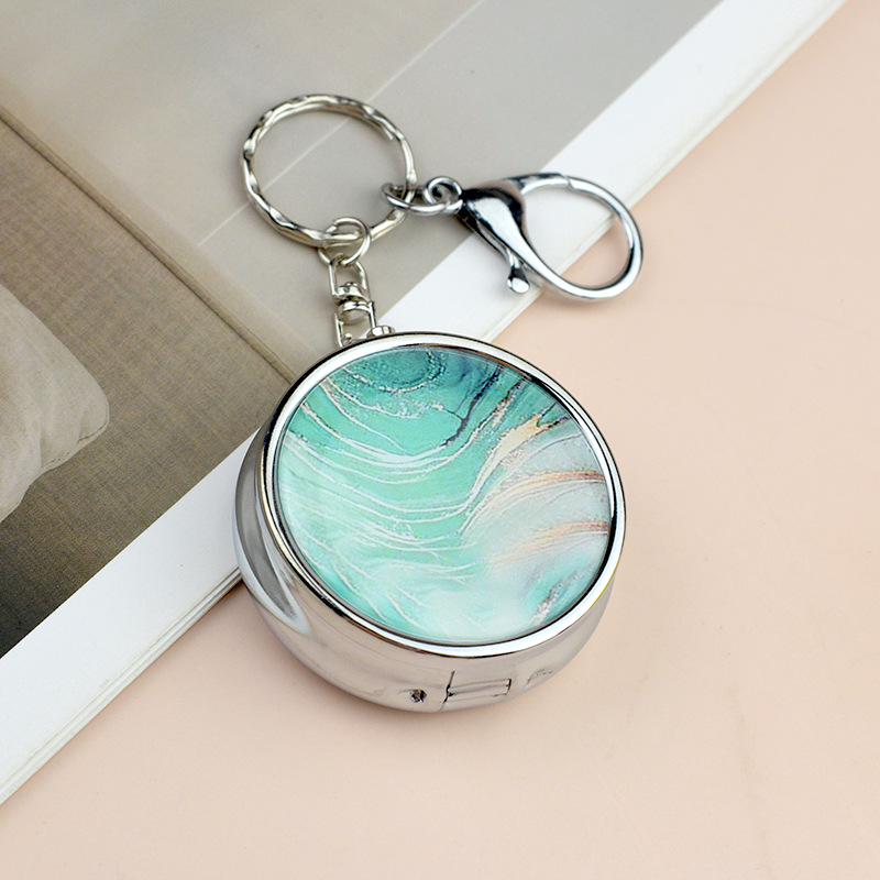 Metal Ashtray Portable Round Car Carry-On Ashtray Mini Ashtray as Gift Logo