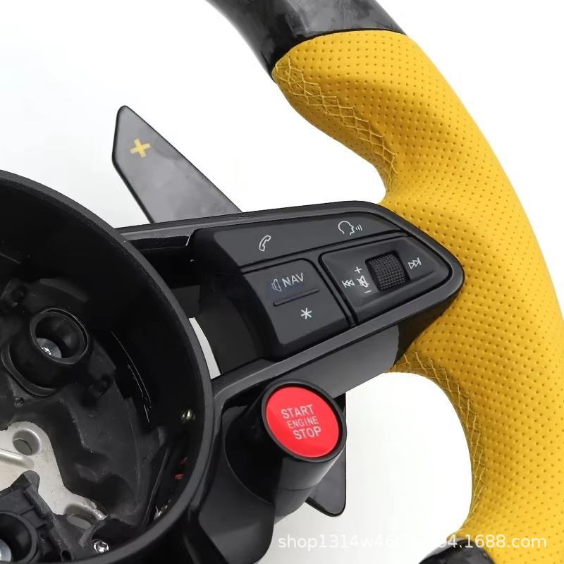 Suitable for Audi TT A4 B5 B6 B7 S5 B9 R8 A8 D3 S3 upgraded carbon fiber steering wheel
