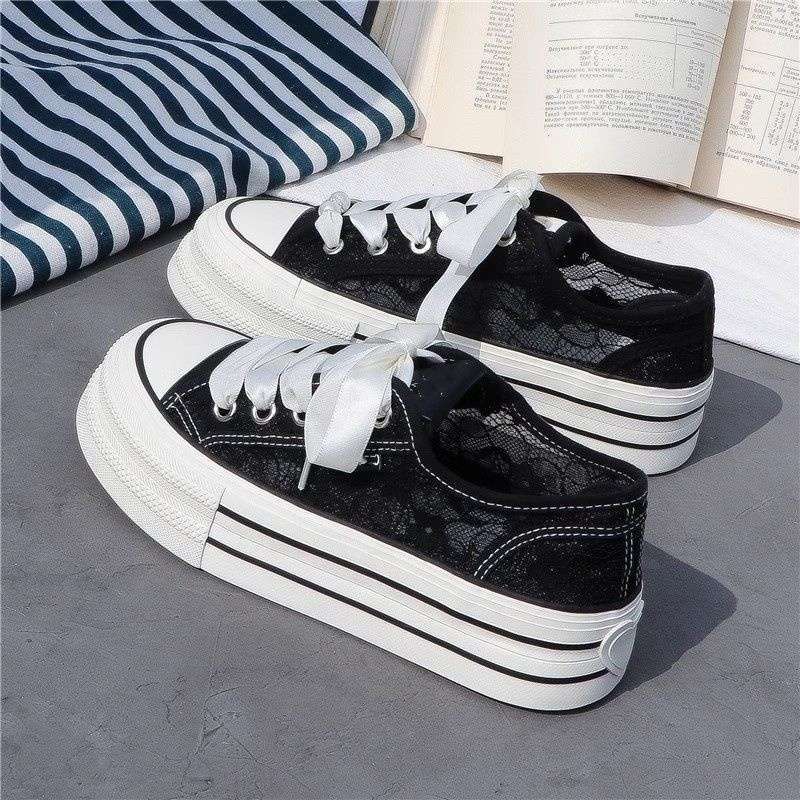 검은색