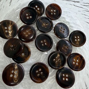 �M����ţ���п�ɫ�A߅���ۿ��L�����bѝ���|�д���ͬ�~����Ȼ���|