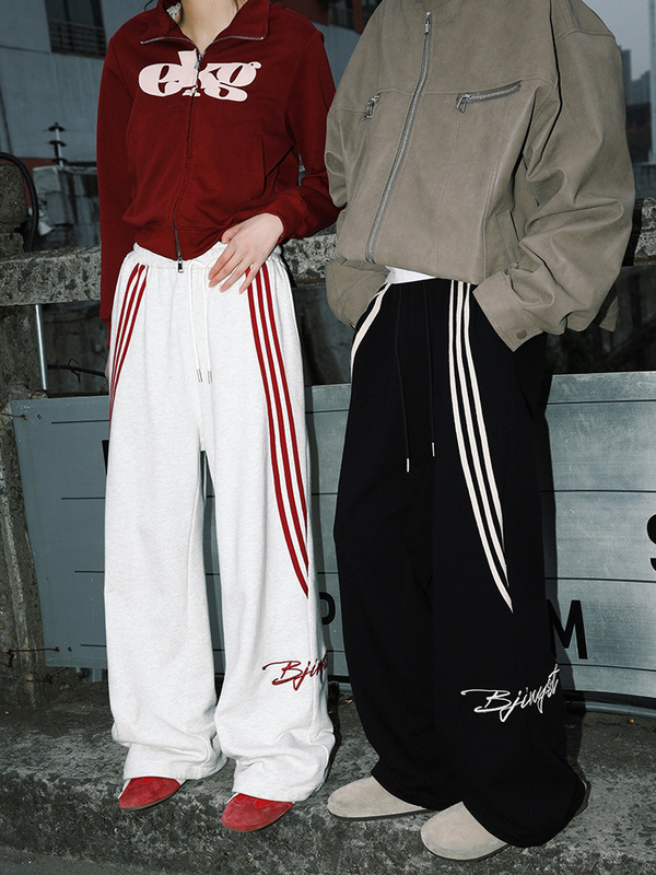 Structured Waistband American Retro Three-Stripe Casual Pants Men's Spring Fall Straight Loose Sweatpants Structured Waistband American Retro Three-Stripe Casual Pants Men's Spring Fall Straight Loose Sweatpants