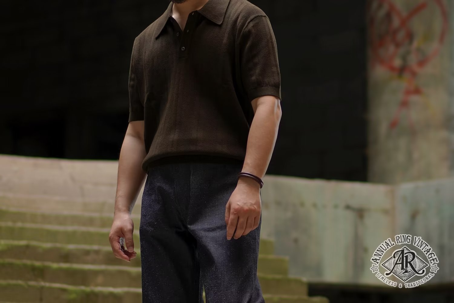 Camisa de polo de punto retro americana de manga corta Camiseta de verano de los hombres delgada marca de moda camiseta de moda de los hombres 2023 nueva moda