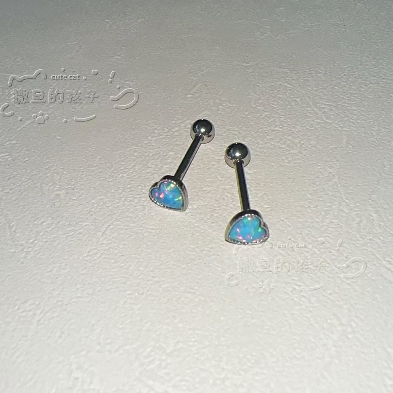 Pointed titanium steel lip stud product view