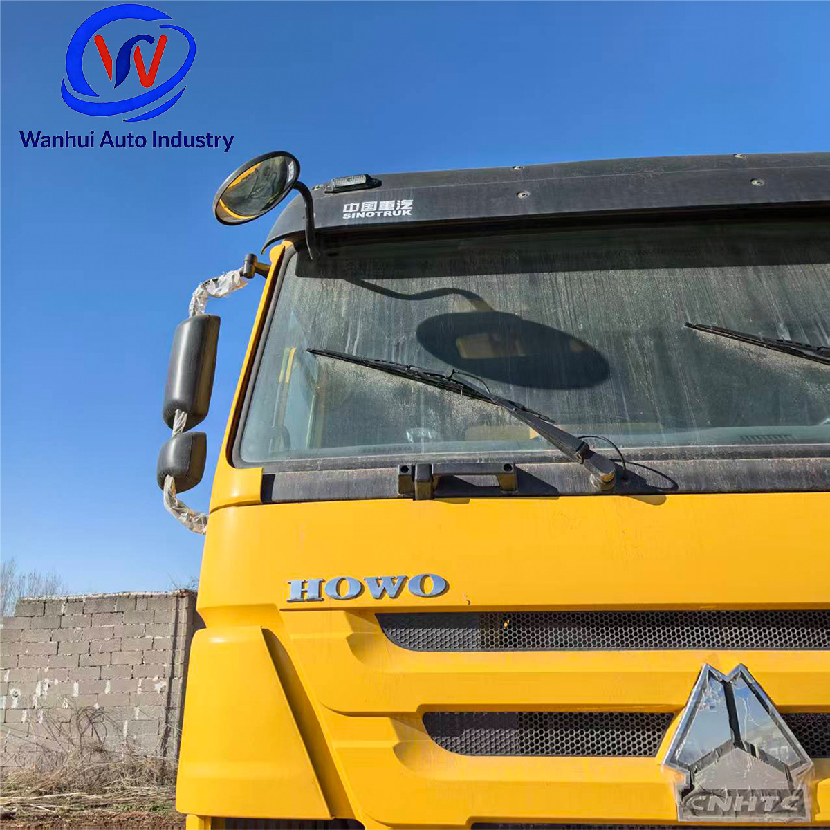 Cross-Border Supply of Refurbished Eight-Wheel Dump Trucks, Sinotruk Howo Engineering Dump Trucks, 6X4 Sand and Gravel Transport Trucks