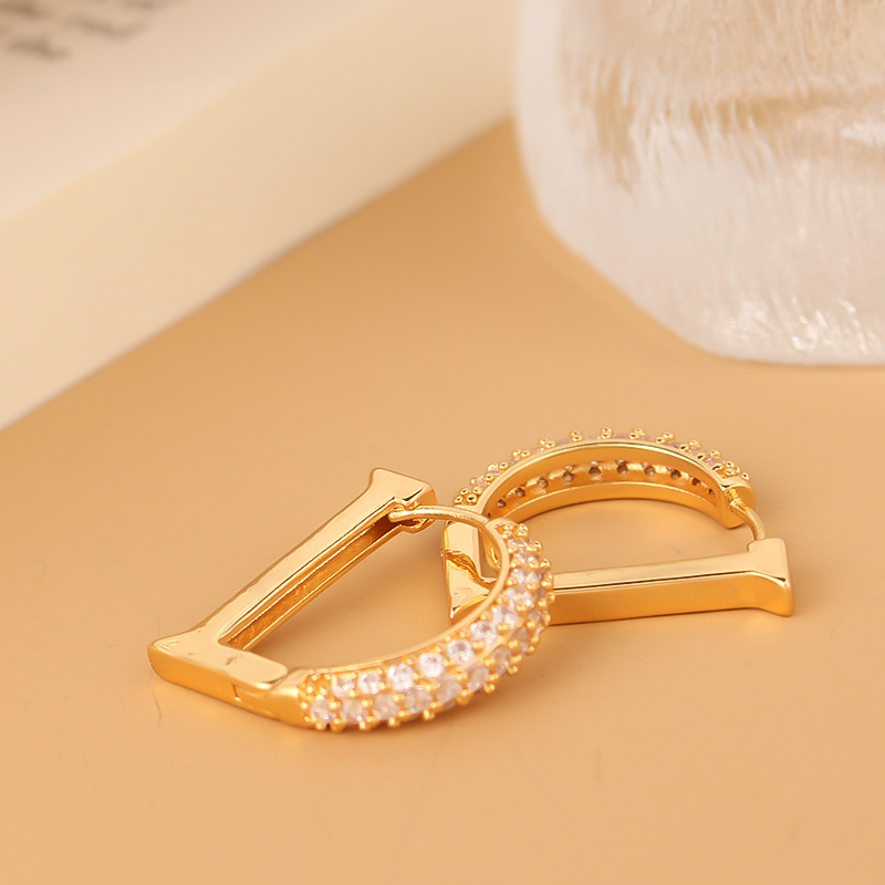 1 Pair Simple Style Streetwear Letter Plating Inlay Copper Zircon Earrings display picture 1