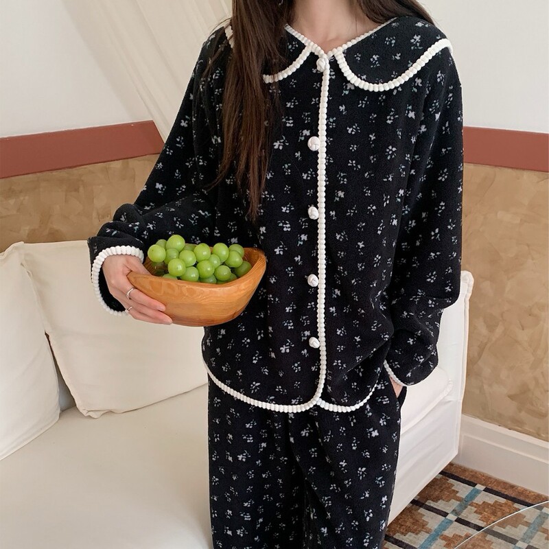 1211 Sweet Doll Collar Soft Velvet Pajamas for Women, Autumn and Winter Floral Button Cardigan, Fleece-Lined and Thickened Homewear Set 1211 Sweet Doll Collar Soft Velvet Pajamas for Women, Autumn and Winter Floral Button Cardigan, Fleece-Lined and Thickened Homewear Set