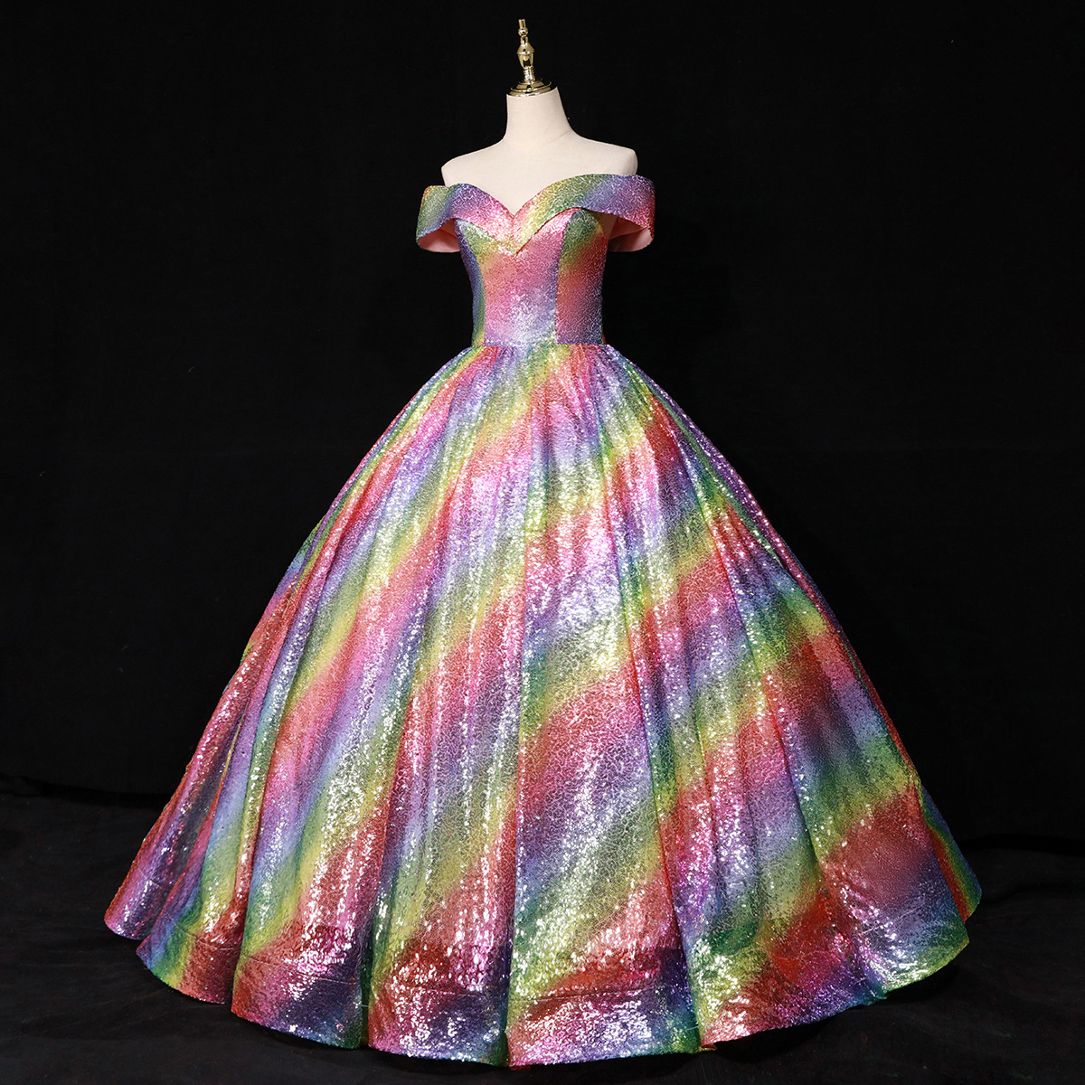 Damenbekleidung Braut verträumtes buntes Paillettenball-Performance-Kostüm mit einer Schulter Hochzeitskleid_voghion.com