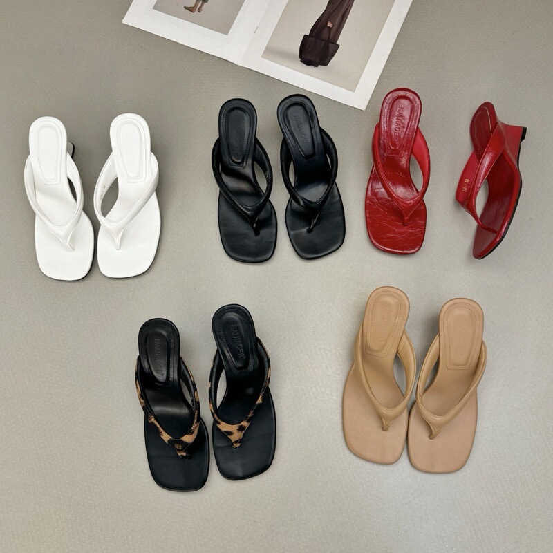 French-Style Wedge Flip-Flops for Women, Summer 2026 New Model, Simple Thong High-Heeled Wedge Sandals French-Style Wedge Flip-Flops for Women, Summer 2026 New Model, Simple Thong High-Heeled Wedge Sandals