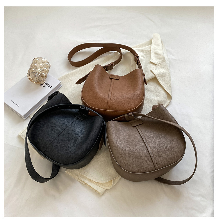 Women's Large Capacity Shoulder Bag Casual Simple Satchel Bag_voghion.com