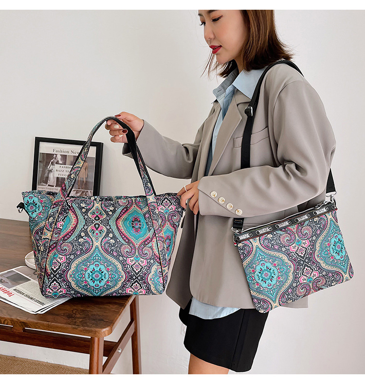 Women's Large Nylon Geometric Cute Square Zipper Bag Sets display picture 7
