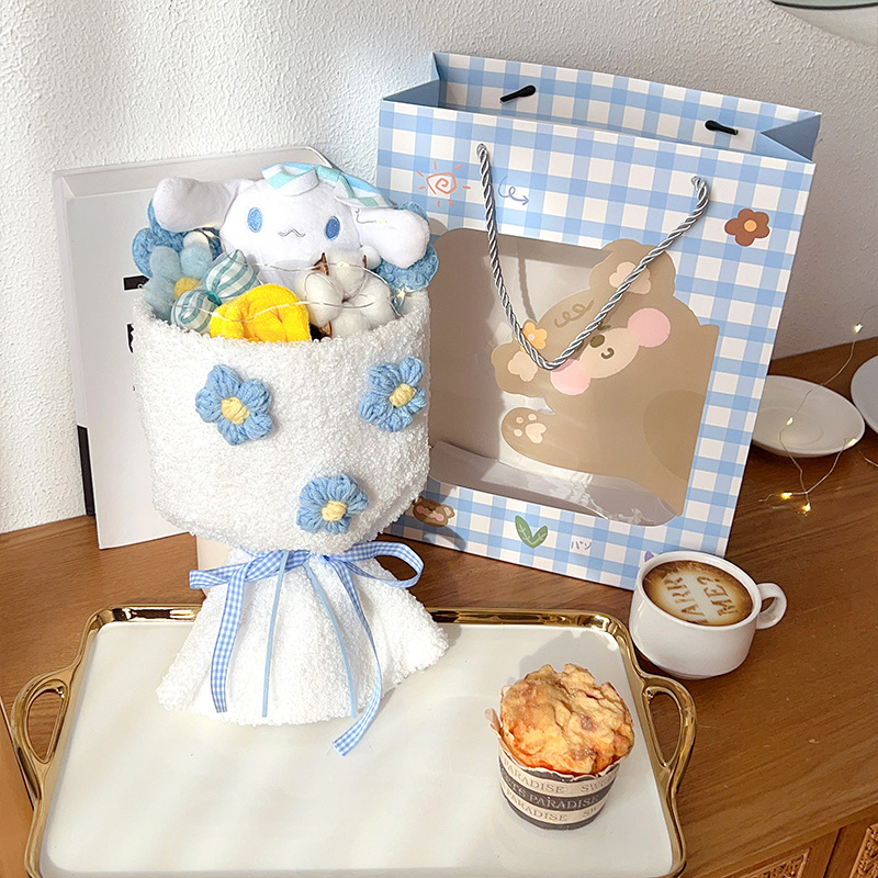 Día de San Valentín regalo felpa muñeca ramo terminado muñeca ramo regalo de cumpleaños para niñas 38 regalos