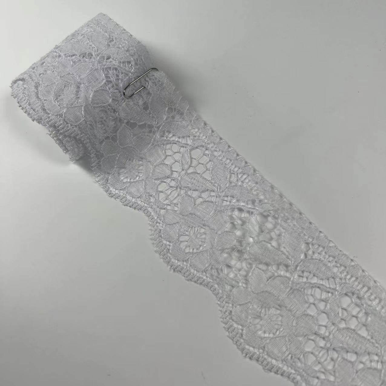 Suministro directo de fábrica 6cm encaje ropa textil para el hogar falda collar accesorios encaje color no elástico material de poliéster al por mayor